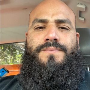 Meet your Posher, Christopher